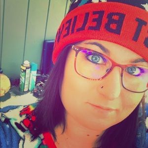 Meet your Posher, Haley